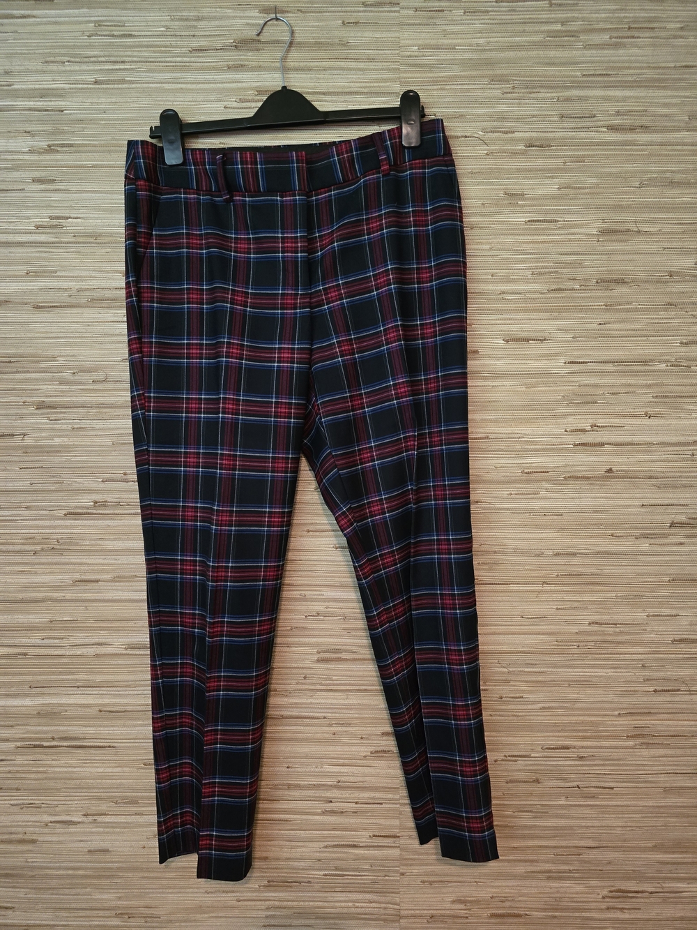 Talbots Slim Fit Plaid Women’s Pants in Navy and Red